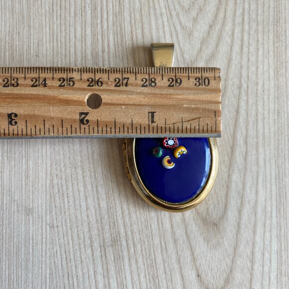 Vintage Enamel Locket Pendant Royal Blue Oval Goldtone Multicolor Floral Fruits - Picture 4 of 5